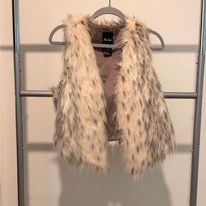 Faux Fur Vest with Spotted Pattern